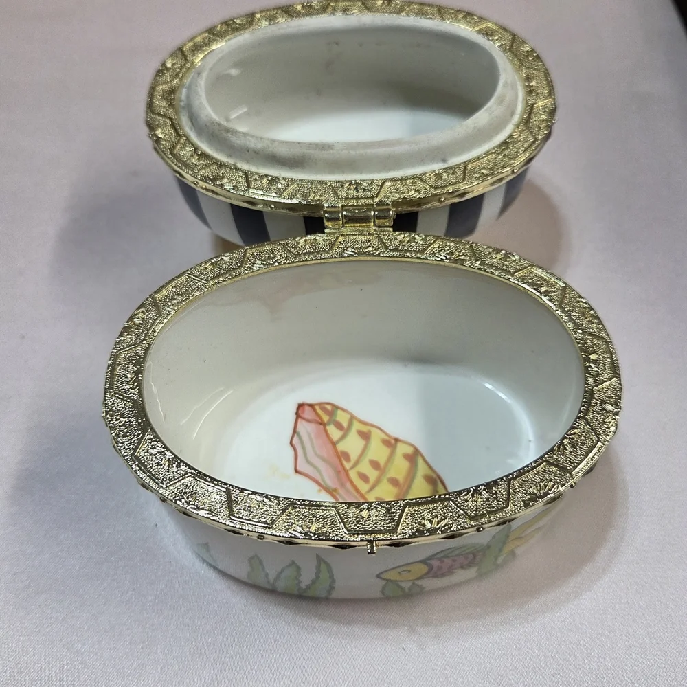 Decorative Fish-Themed Ceramic Box